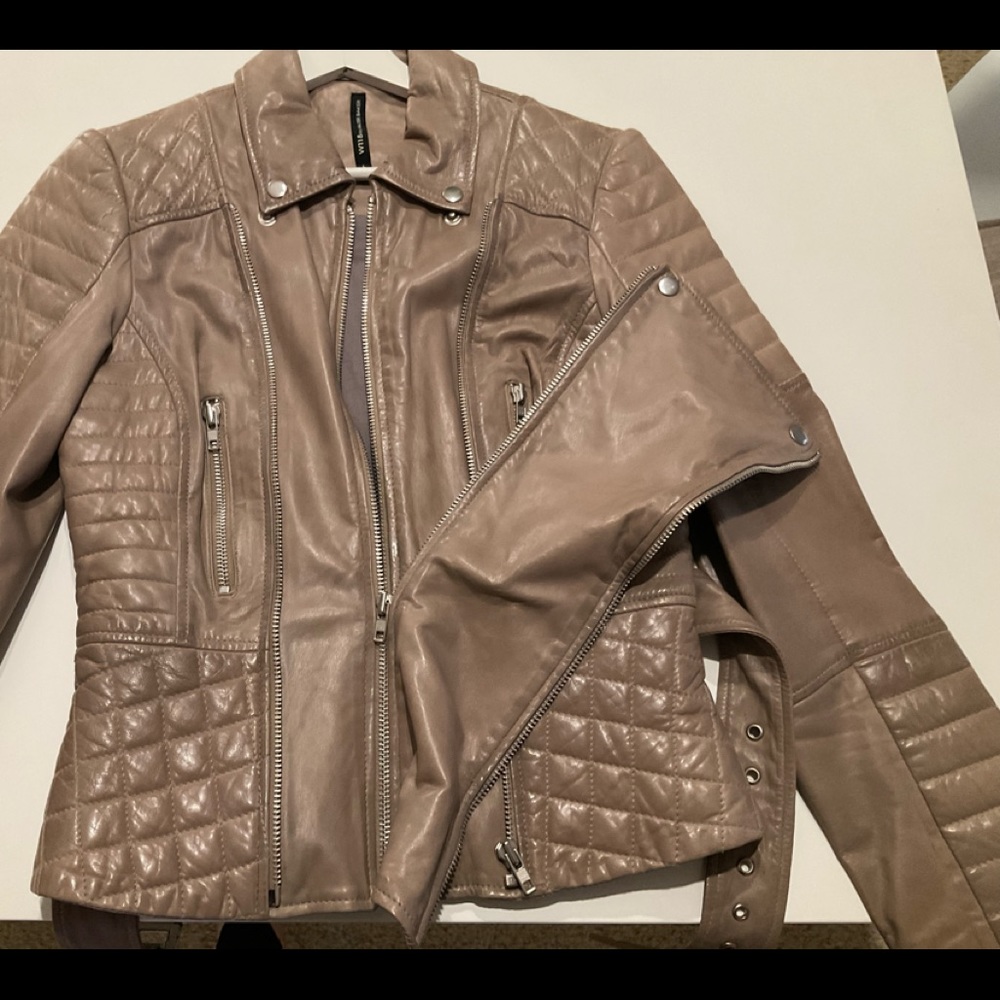 W118 by Walter Baker, beautiful leather jacket